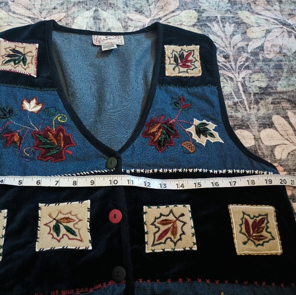 New Directions Womens Cottagecore Fall Vest Large Embroidered Patchwork Autumn - Picture 12 of 12